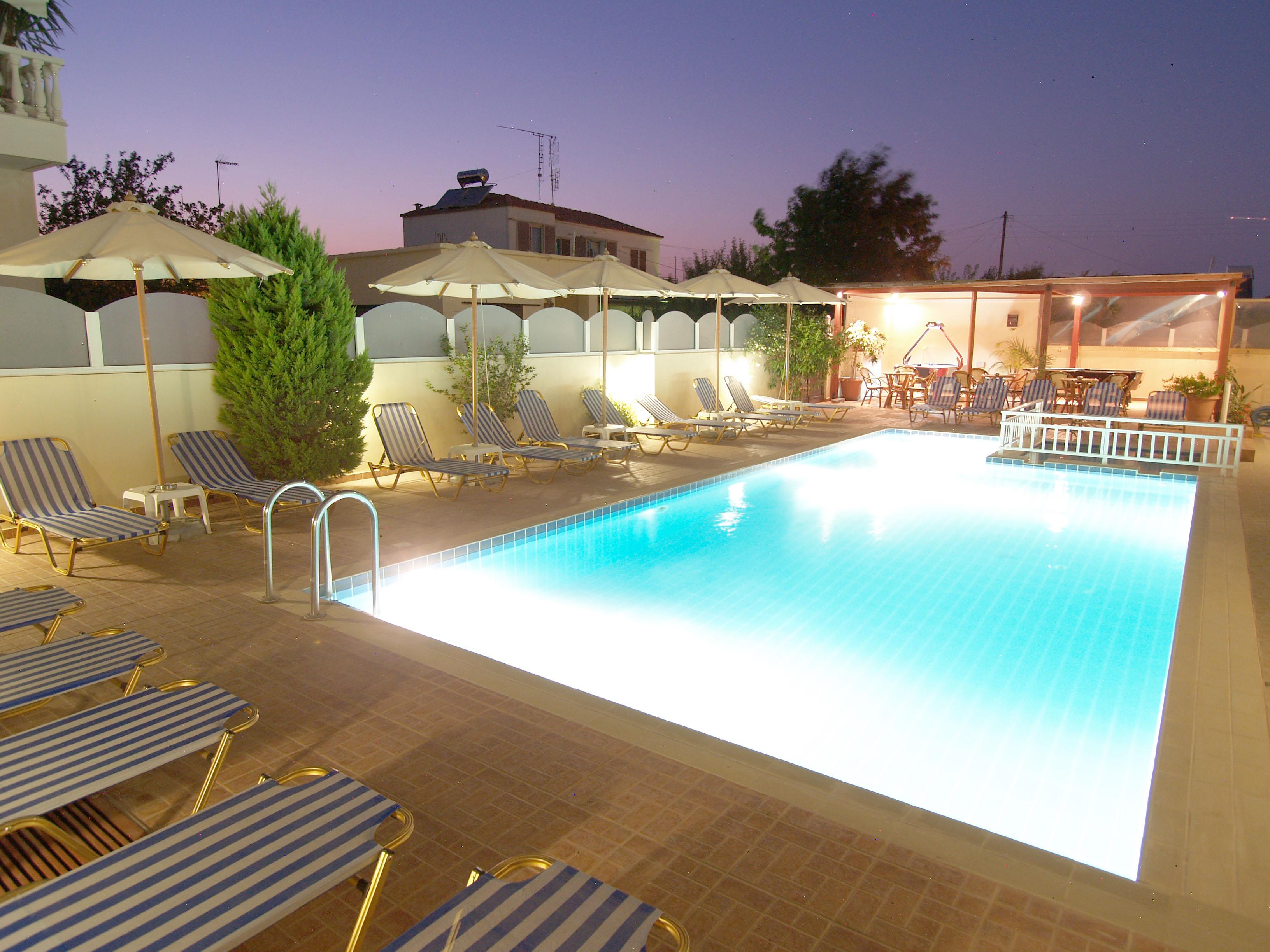 Alea Hotel Apartments Ялиссос Экстерьер фото