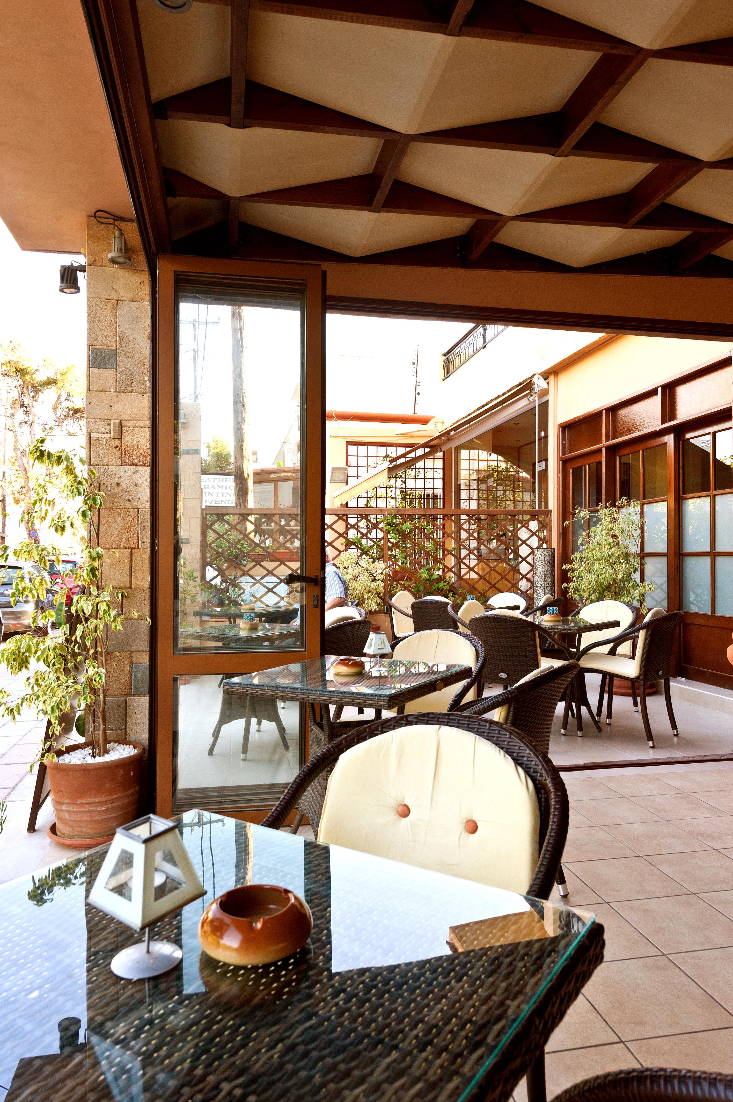 Alea Hotel Apartments Ялиссос Экстерьер фото