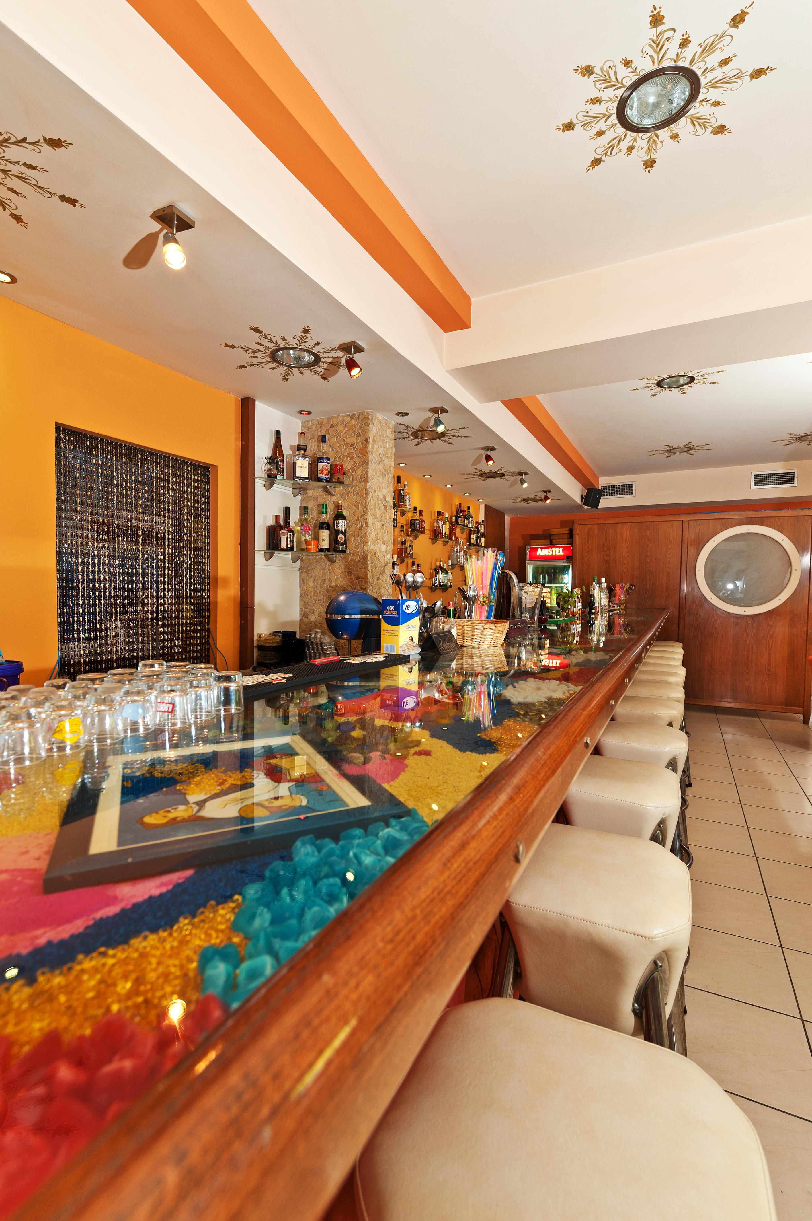 Alea Hotel Apartments Ялиссос Экстерьер фото