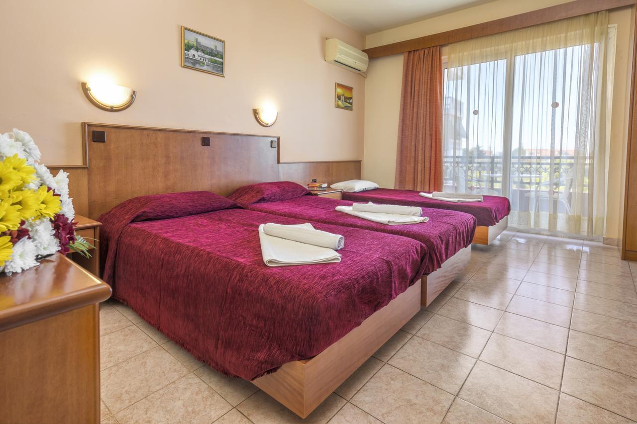 Alea Hotel Apartments Ялиссос Экстерьер фото