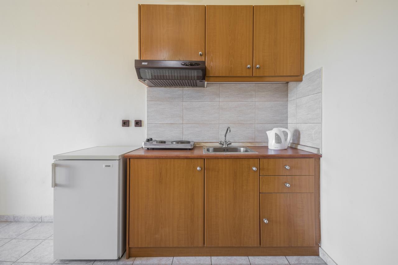 Alea Hotel Apartments Ялиссос Экстерьер фото